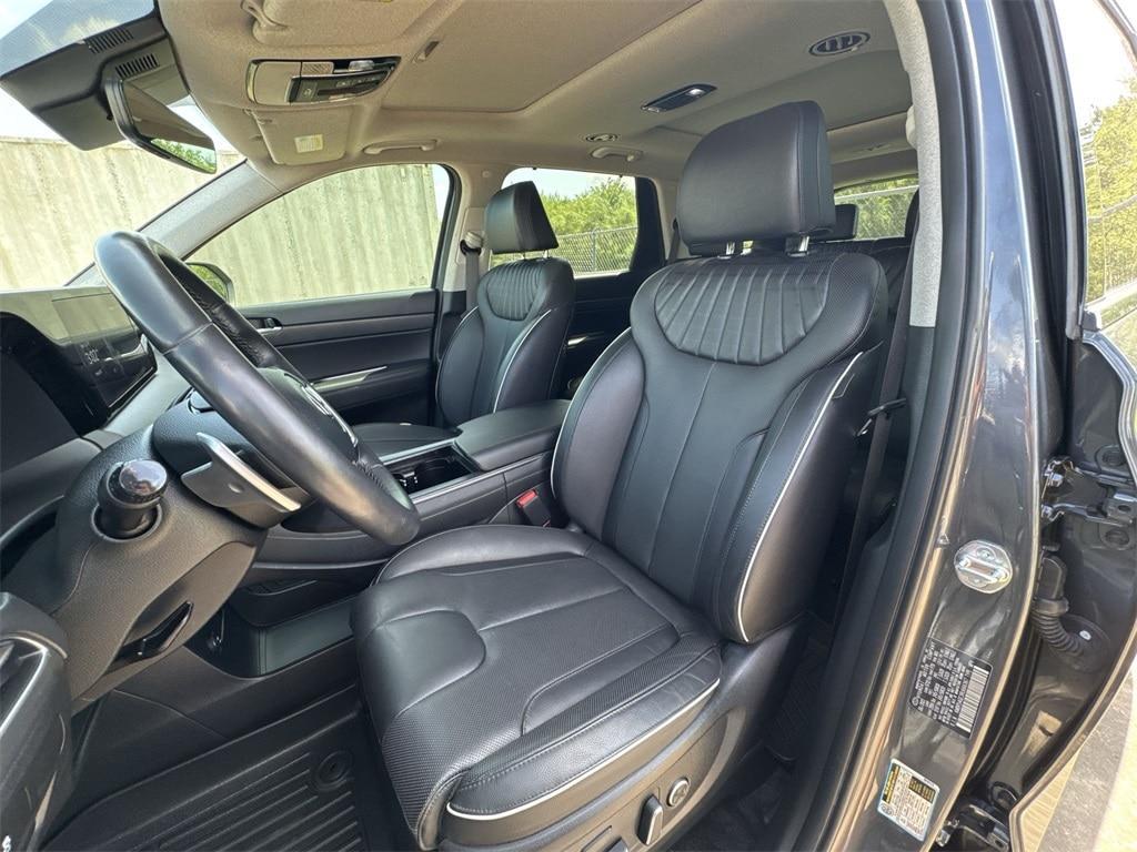used 2024 Hyundai Palisade car, priced at $37,594