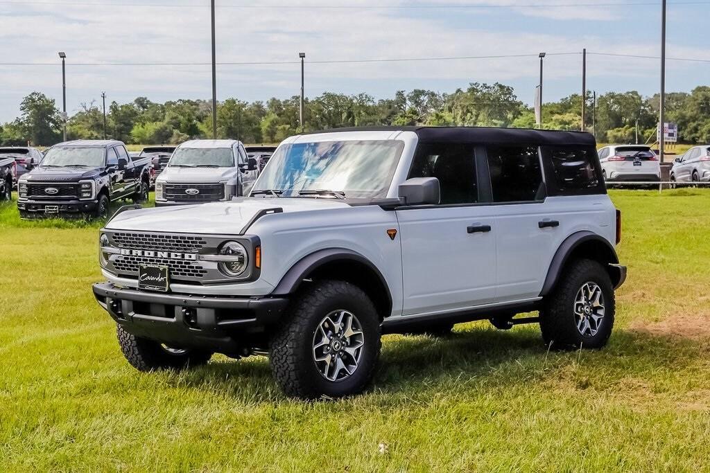 new 2024 Ford Bronco car, priced at $48,920