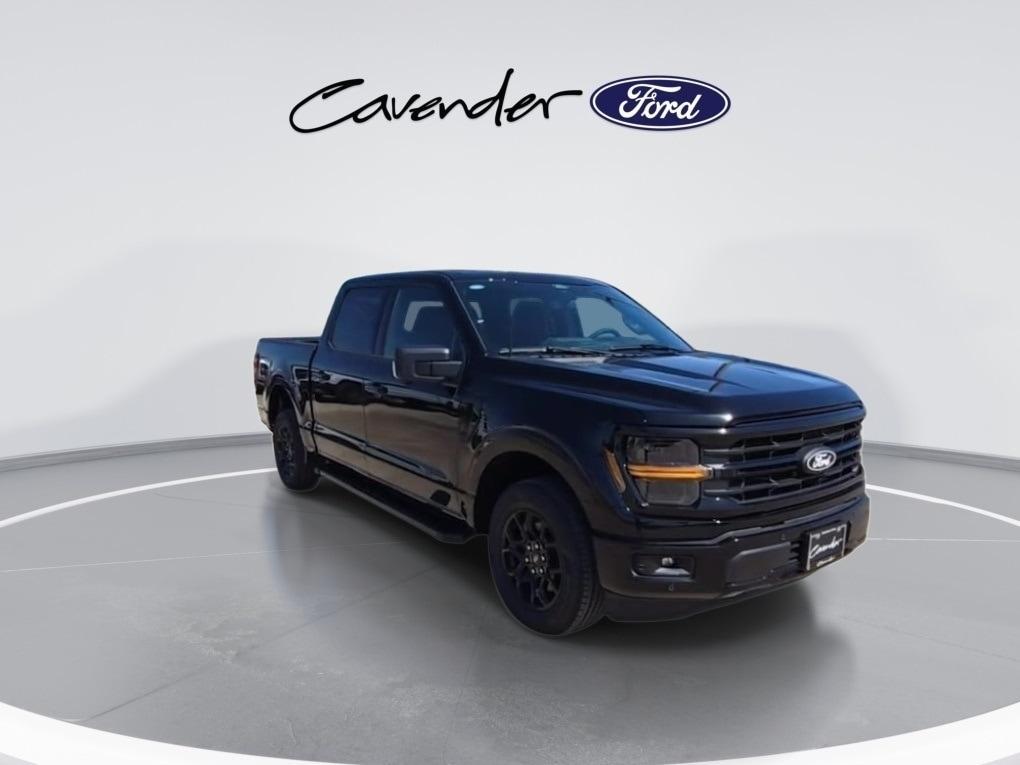 new 2025 Ford F-150 car, priced at $52,304