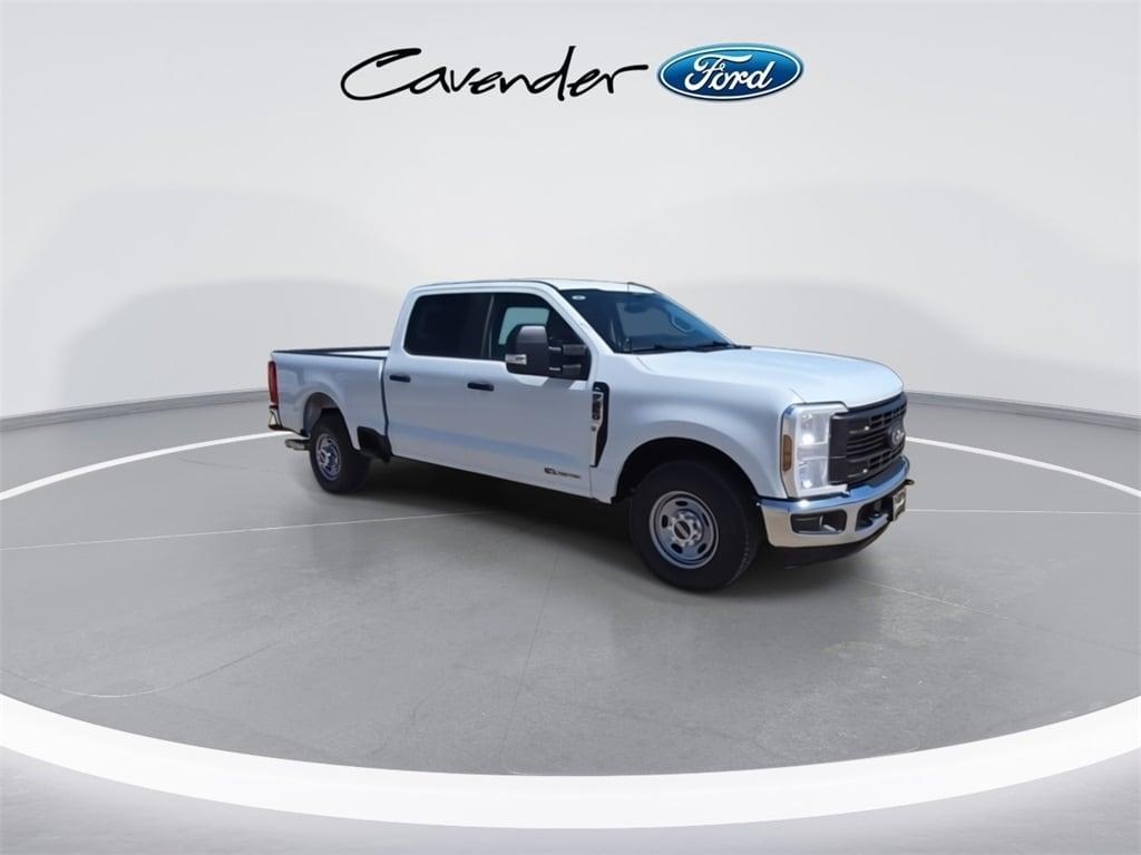 new 2025 Ford F-250 car, priced at $61,698