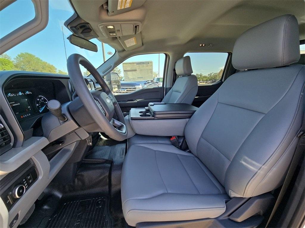 new 2025 Ford F-250 car, priced at $58,958