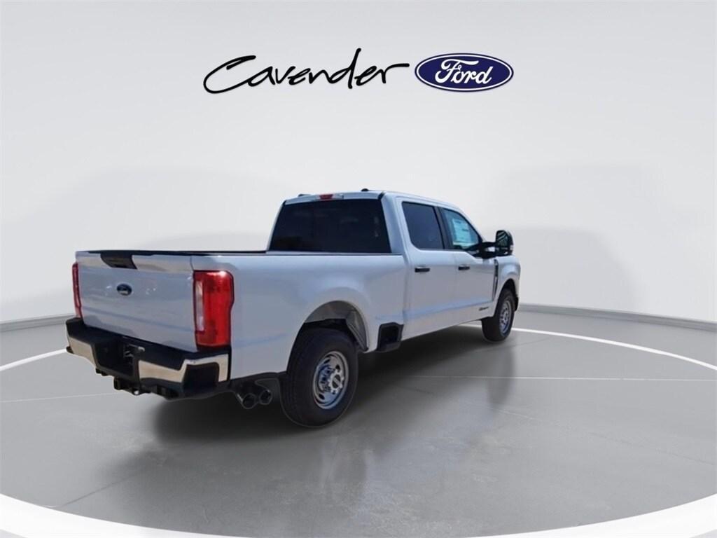 new 2025 Ford F-250 car, priced at $61,698