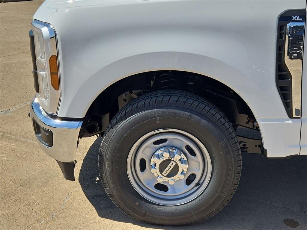 new 2025 Ford F-250 car, priced at $58,958