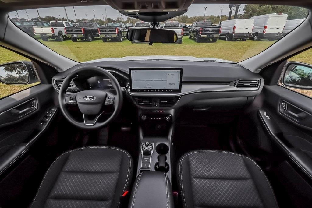 new 2025 Ford Escape car, priced at $31,580