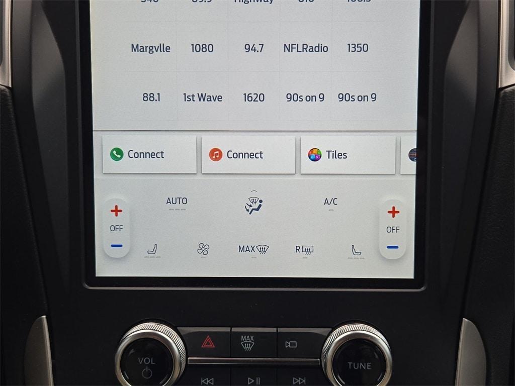 new 2024 Ford Edge car, priced at $40,188