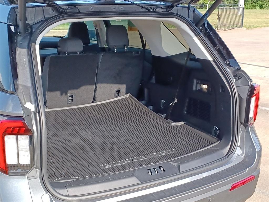 used 2025 Ford Explorer car, priced at $38,291