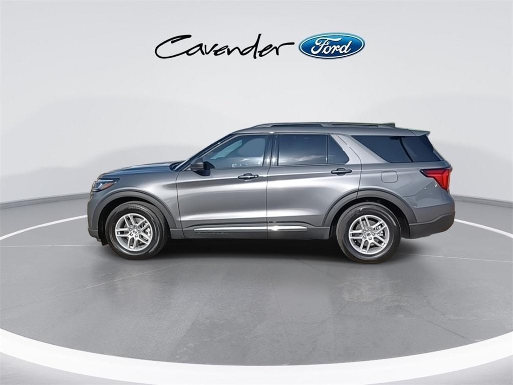 used 2025 Ford Explorer car, priced at $38,291