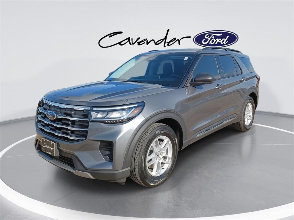 used 2025 Ford Explorer car, priced at $38,291
