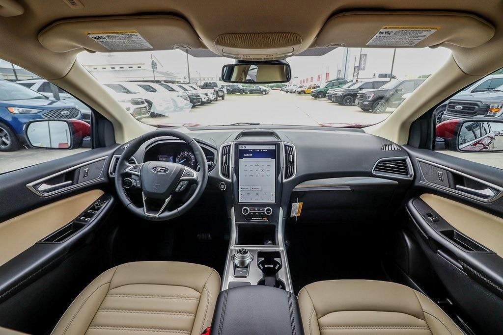 new 2024 Ford Edge car, priced at $37,755