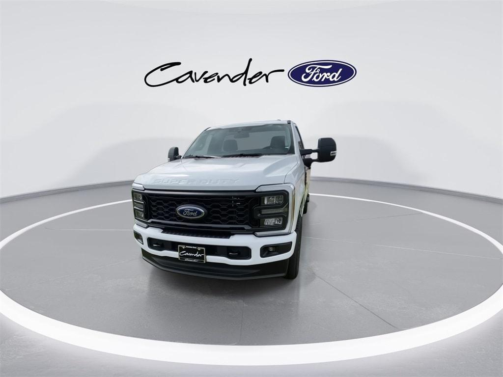 new 2025 Ford F-350 car, priced at $53,838