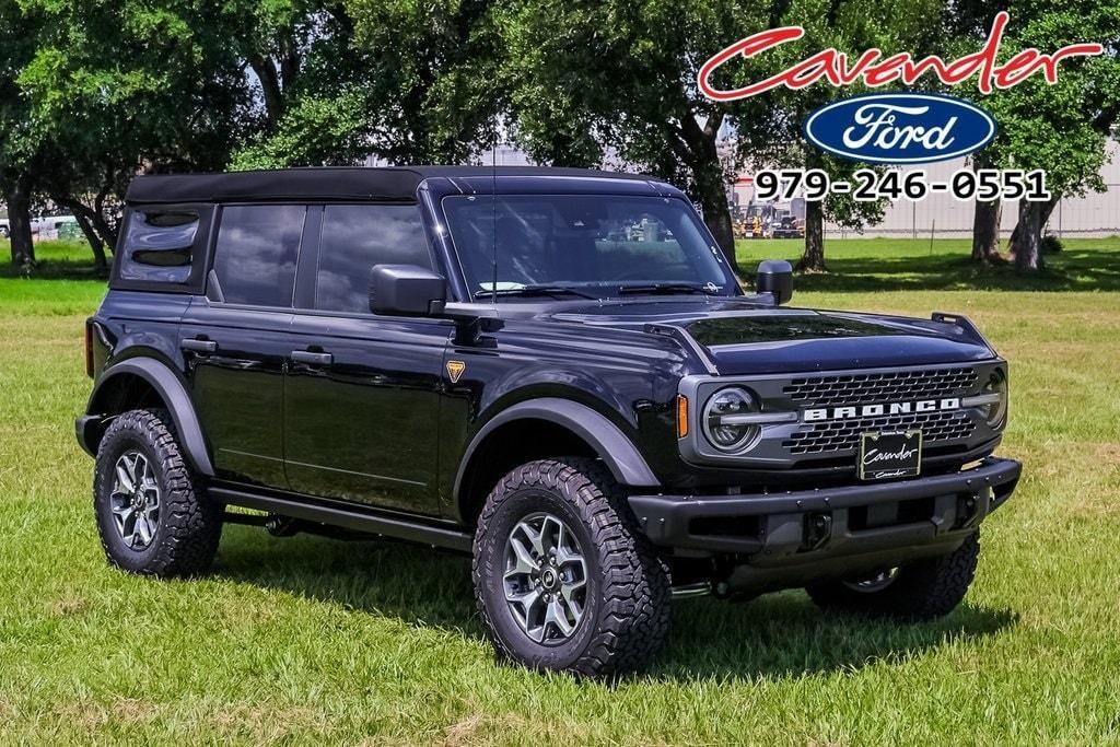 new 2024 Ford Bronco car, priced at $44,611