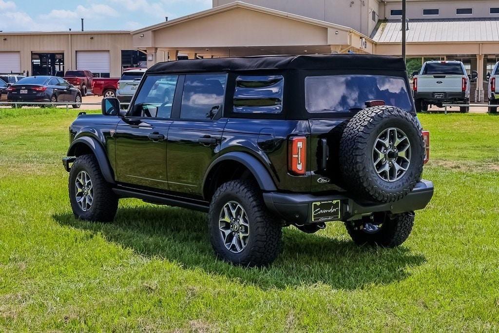 new 2024 Ford Bronco car, priced at $44,611