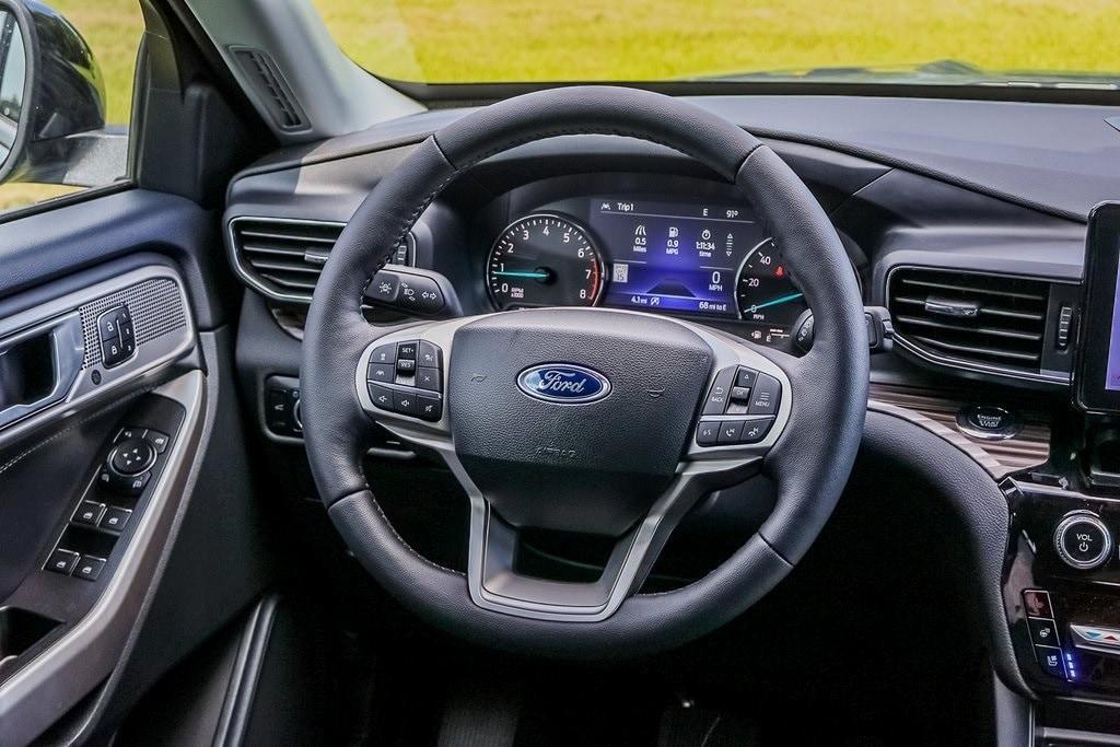 new 2024 Ford Explorer car, priced at $47,192