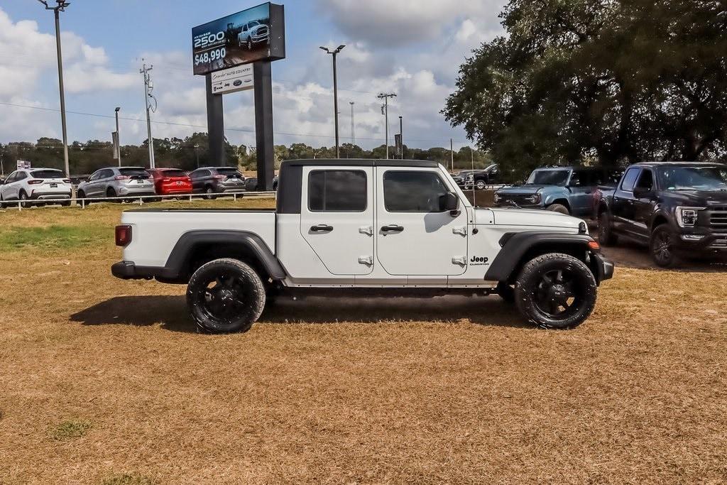 used 2021 Jeep Gladiator car, priced at $28,547