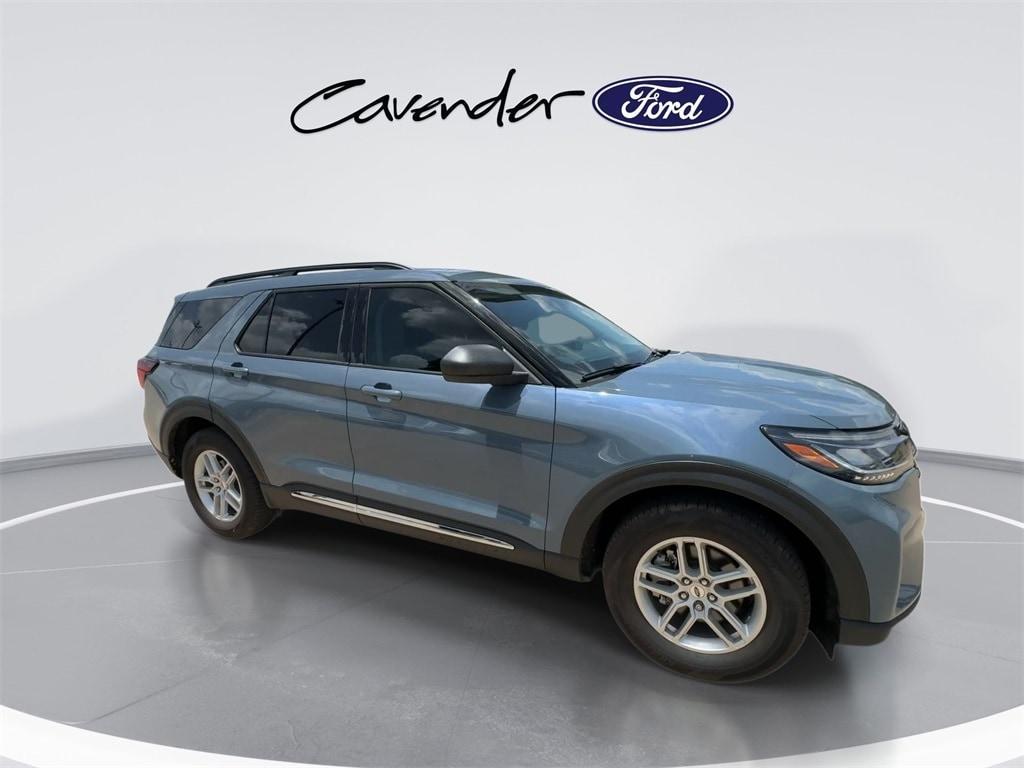 new 2025 Ford Explorer car, priced at $41,882