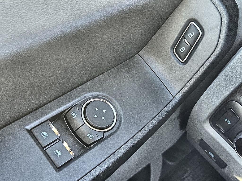 new 2025 Ford F-350 car, priced at $58,383