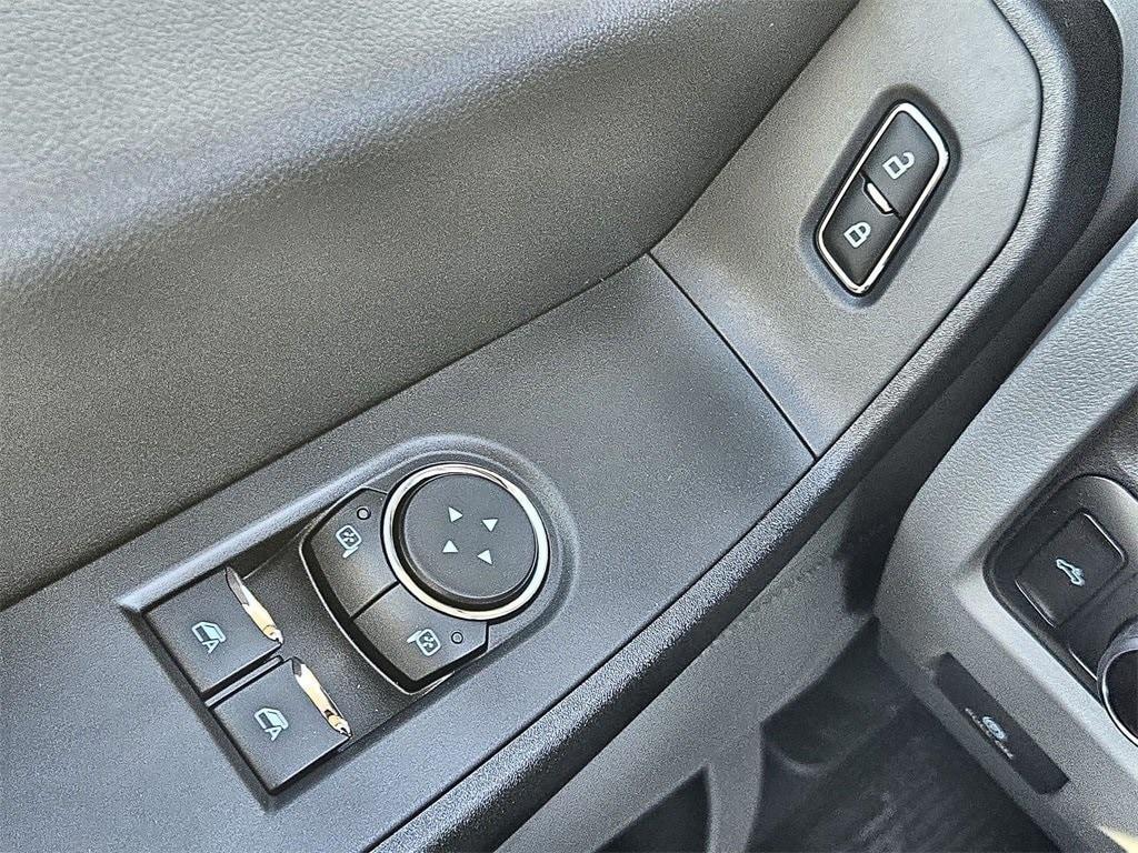 new 2025 Ford F-350 car, priced at $55,780