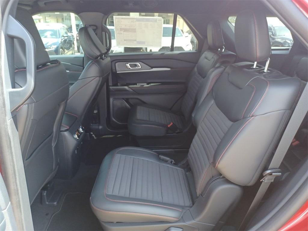 new 2025 Ford Explorer car, priced at $45,066