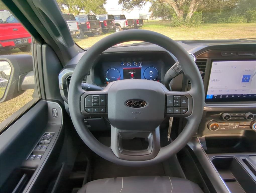 new 2024 Ford F-150 car, priced at $44,318