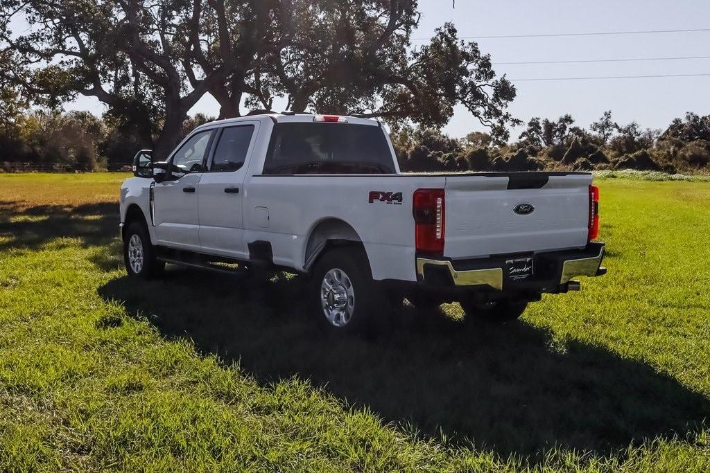 new 2024 Ford F-250 car, priced at $54,163