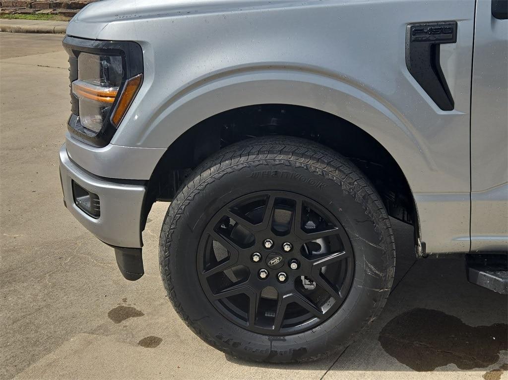 new 2025 Ford F-150 car, priced at $52,592
