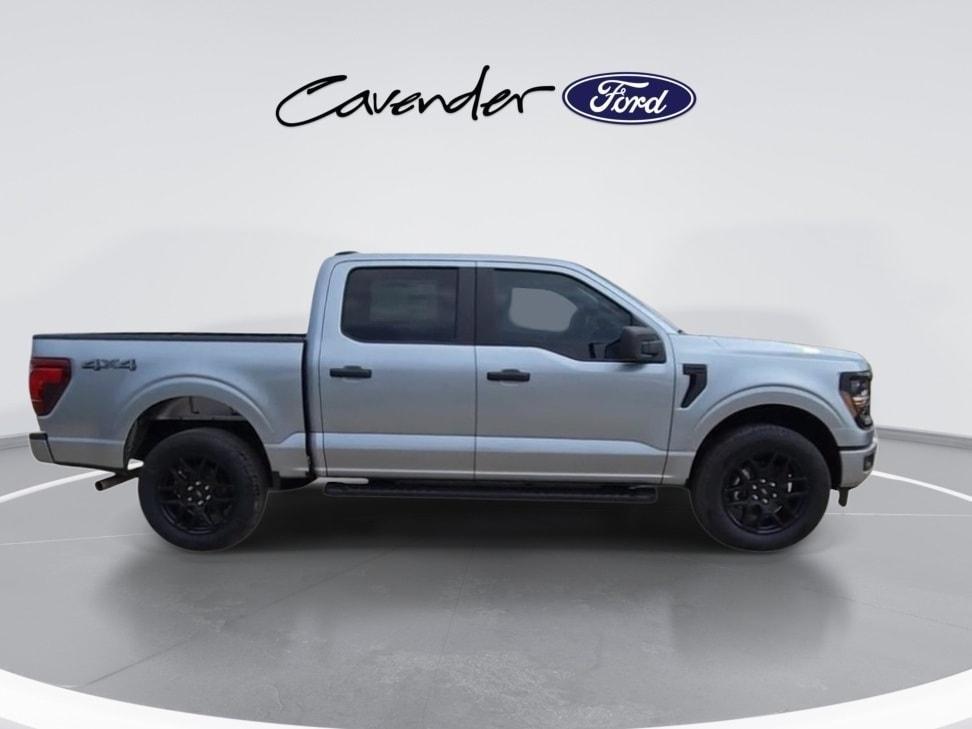 new 2025 Ford F-150 car, priced at $52,592