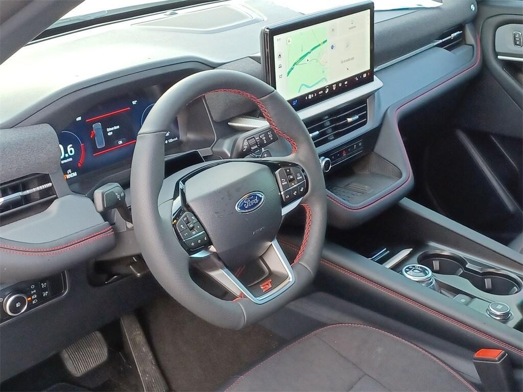 new 2025 Ford Explorer car, priced at $55,224