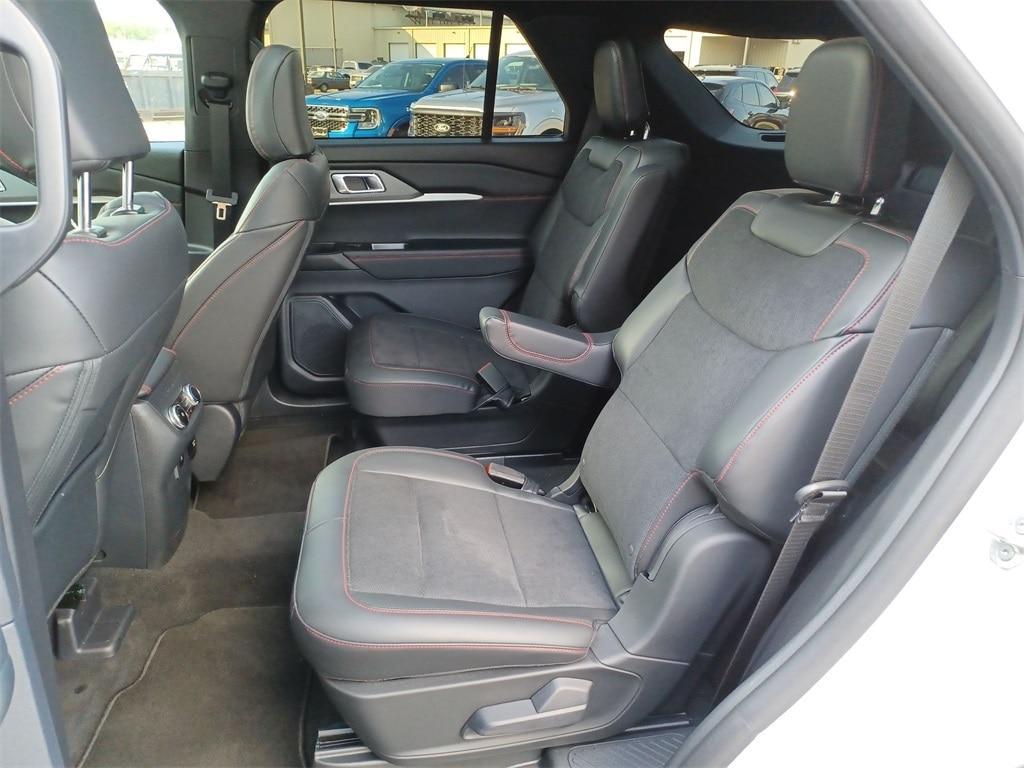 new 2025 Ford Explorer car, priced at $55,224