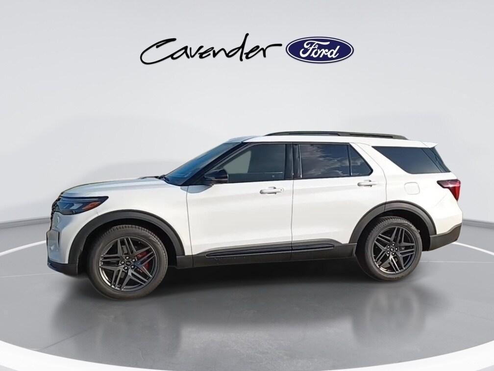 new 2025 Ford Explorer car, priced at $55,224