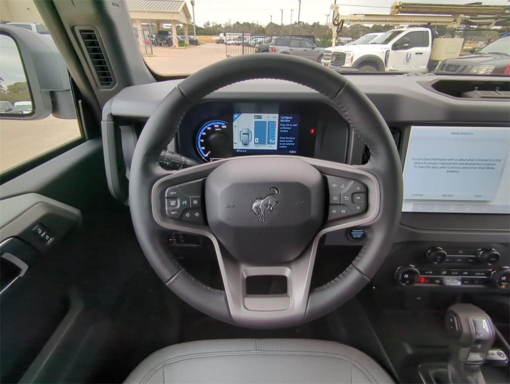 new 2024 Ford Bronco car, priced at $49,822