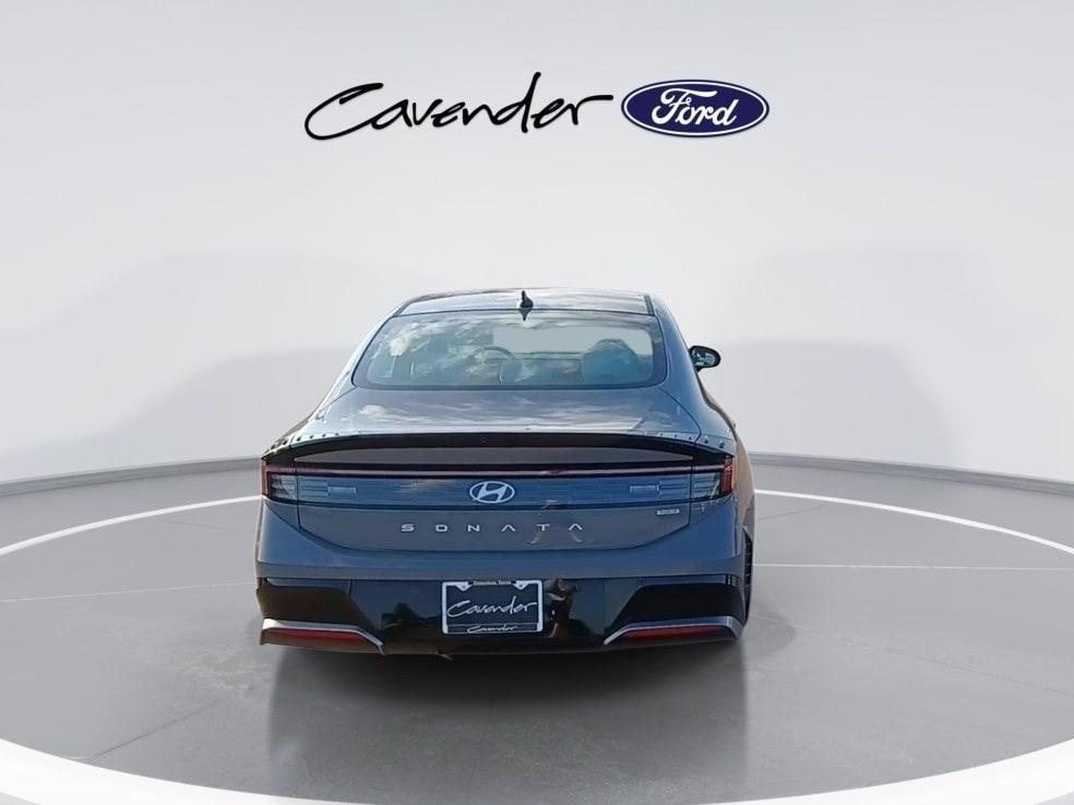 used 2024 Hyundai Sonata Hybrid car, priced at $25,892