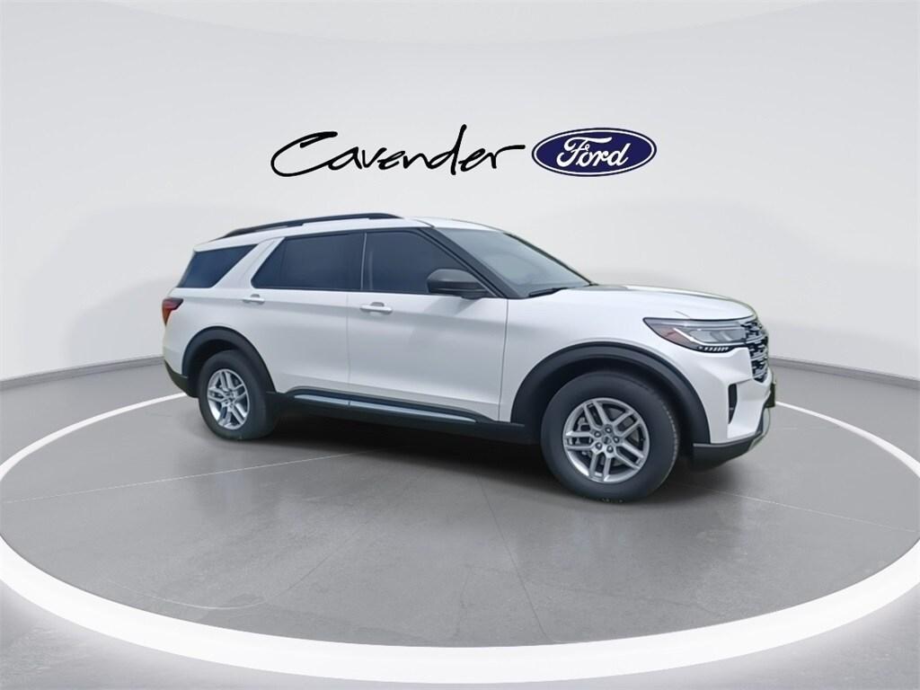 new 2025 Ford Explorer car, priced at $43,081