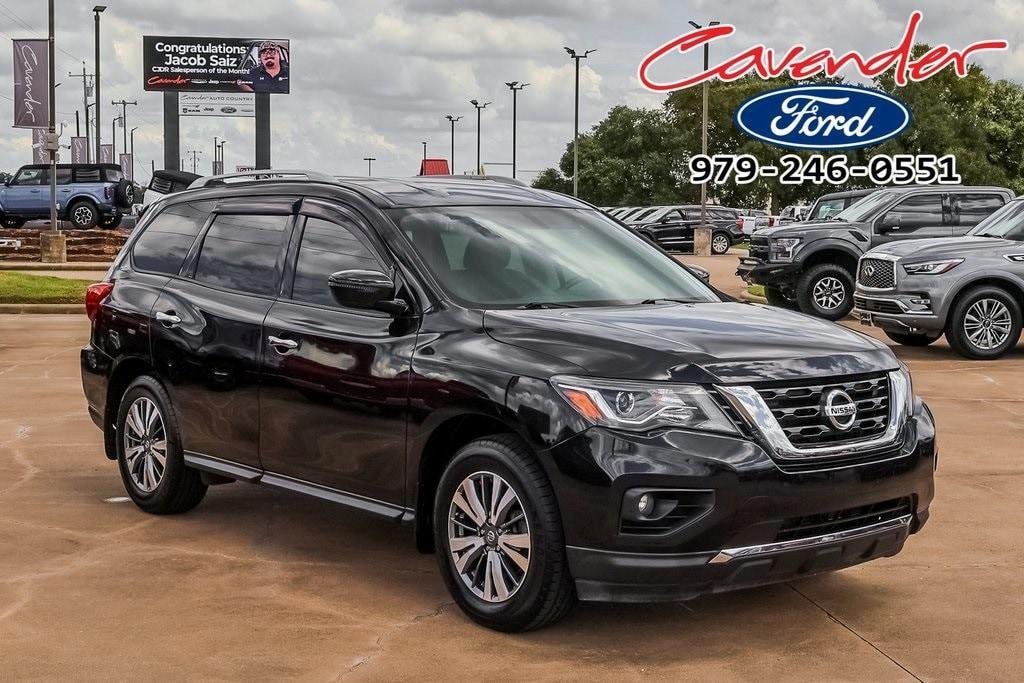 used 2020 Nissan Pathfinder car, priced at $21,492