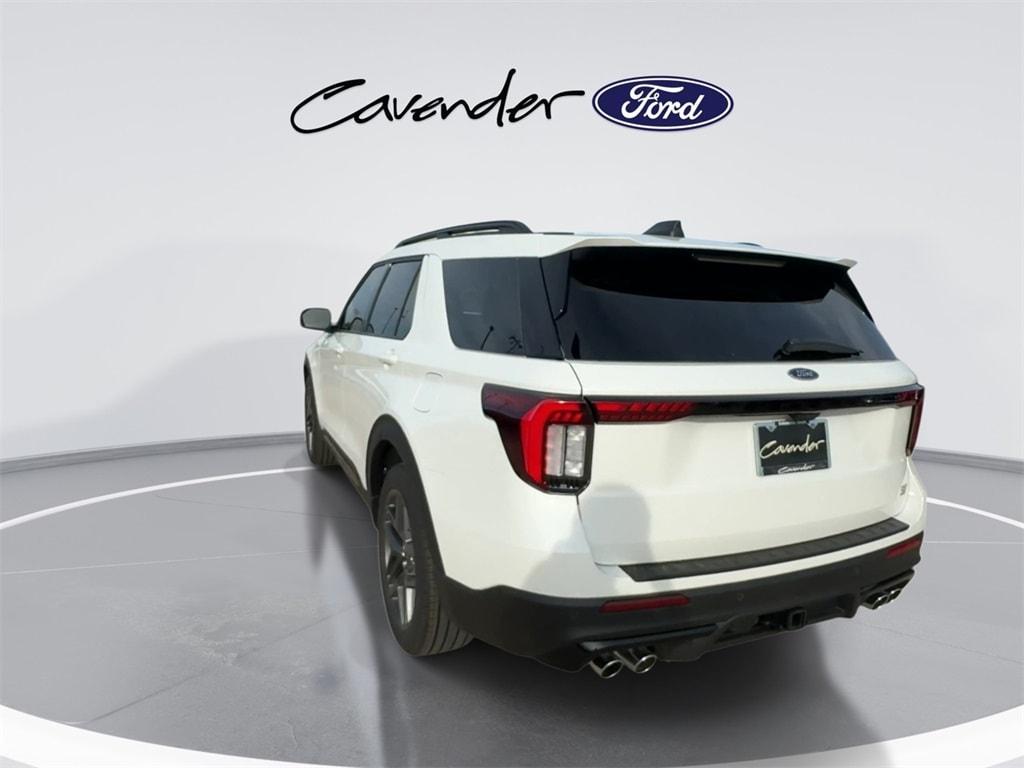 new 2025 Ford Explorer car, priced at $52,861