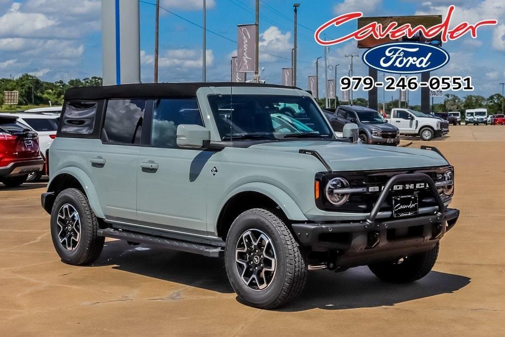 new 2024 Ford Bronco car, priced at $52,007