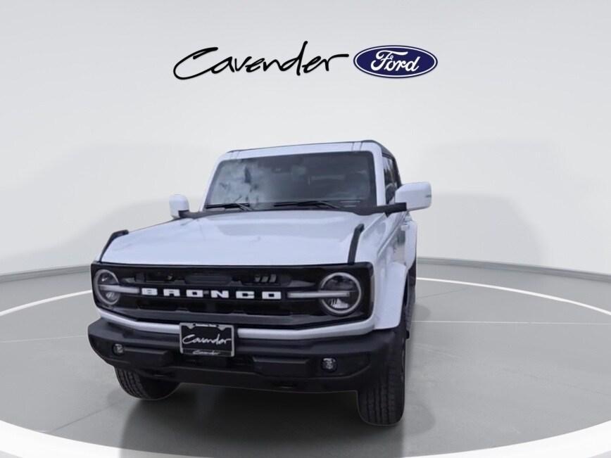 new 2025 Ford Bronco car, priced at $53,351
