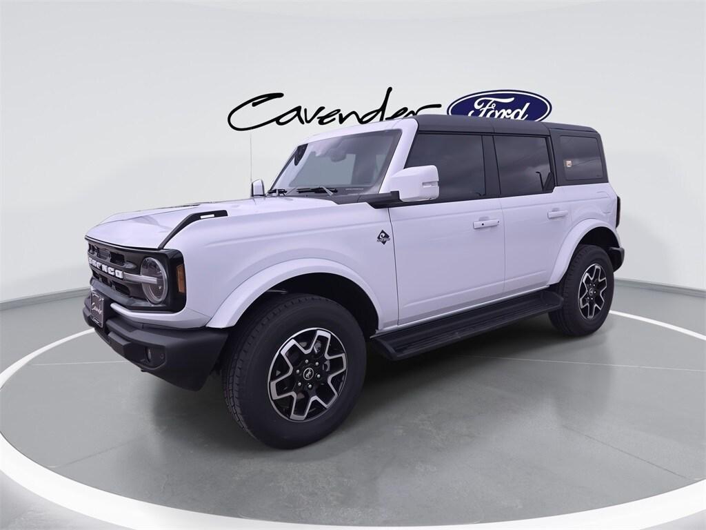 new 2025 Ford Bronco car, priced at $53,351