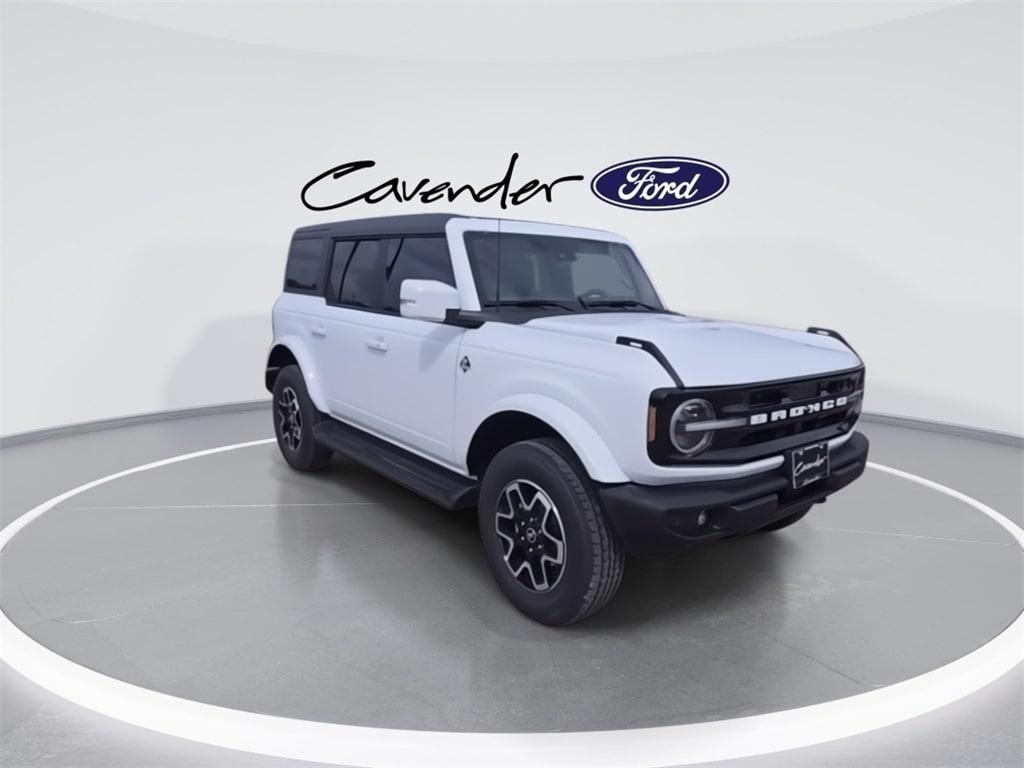 new 2025 Ford Bronco car, priced at $53,351