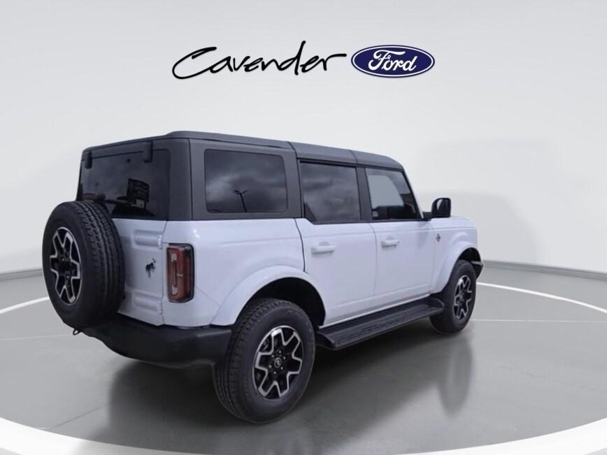 new 2025 Ford Bronco car, priced at $53,351
