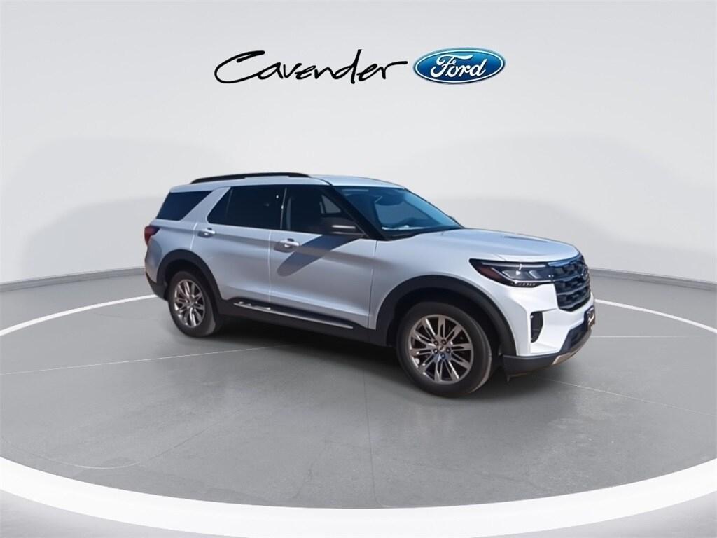 new 2025 Ford Explorer car, priced at $46,905