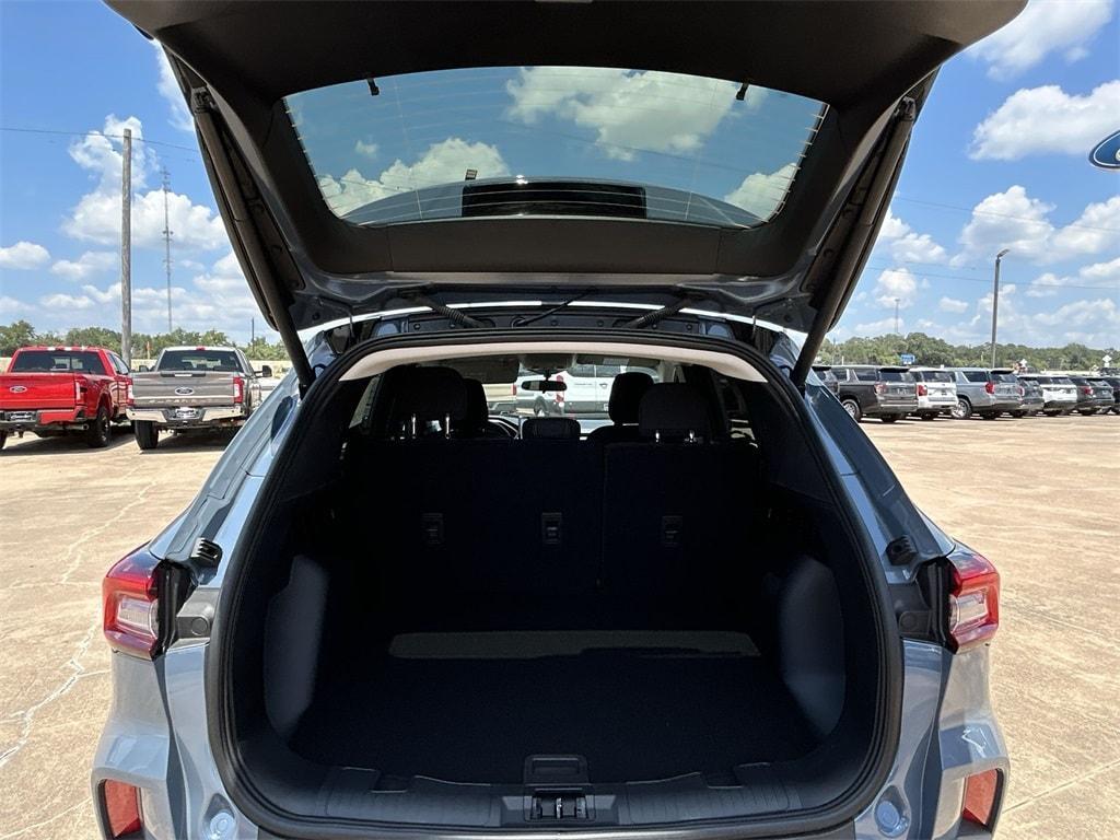 new 2025 Ford Escape car, priced at $30,318