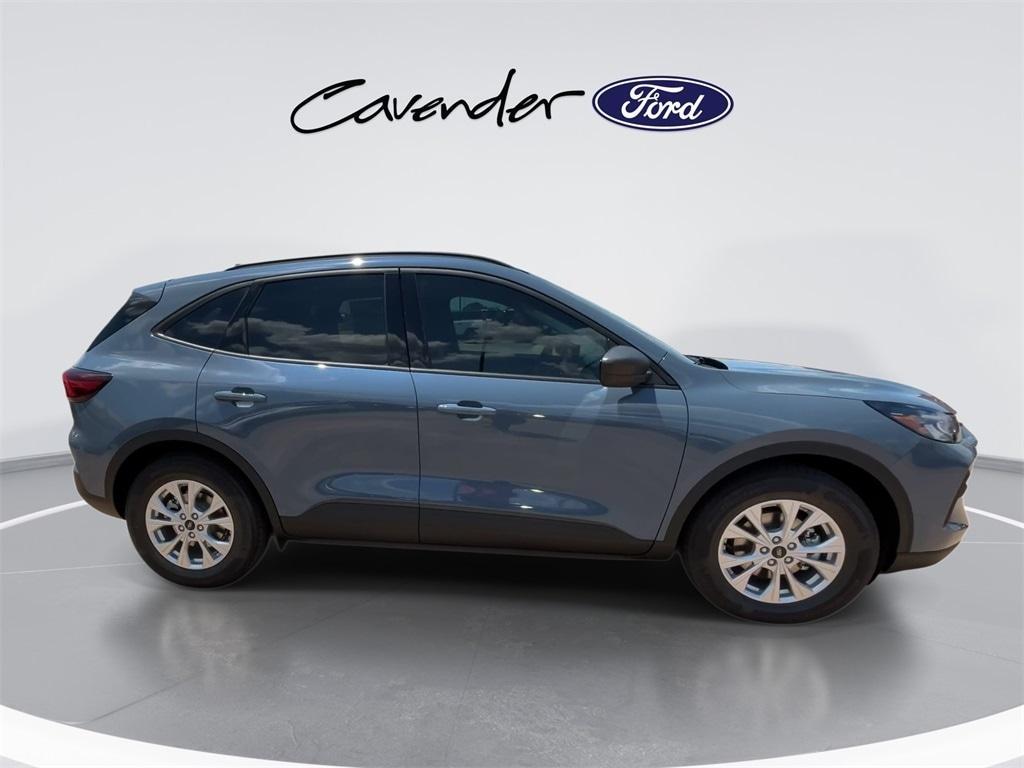 new 2025 Ford Escape car, priced at $30,318