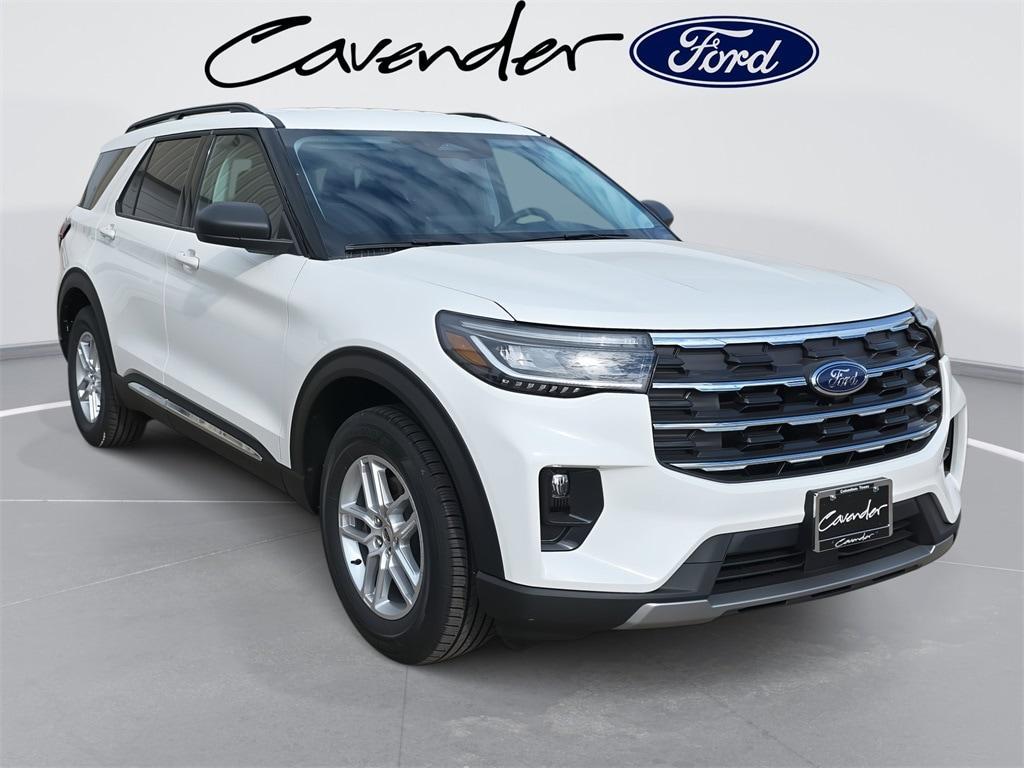 new 2025 Ford Explorer car, priced at $41,336