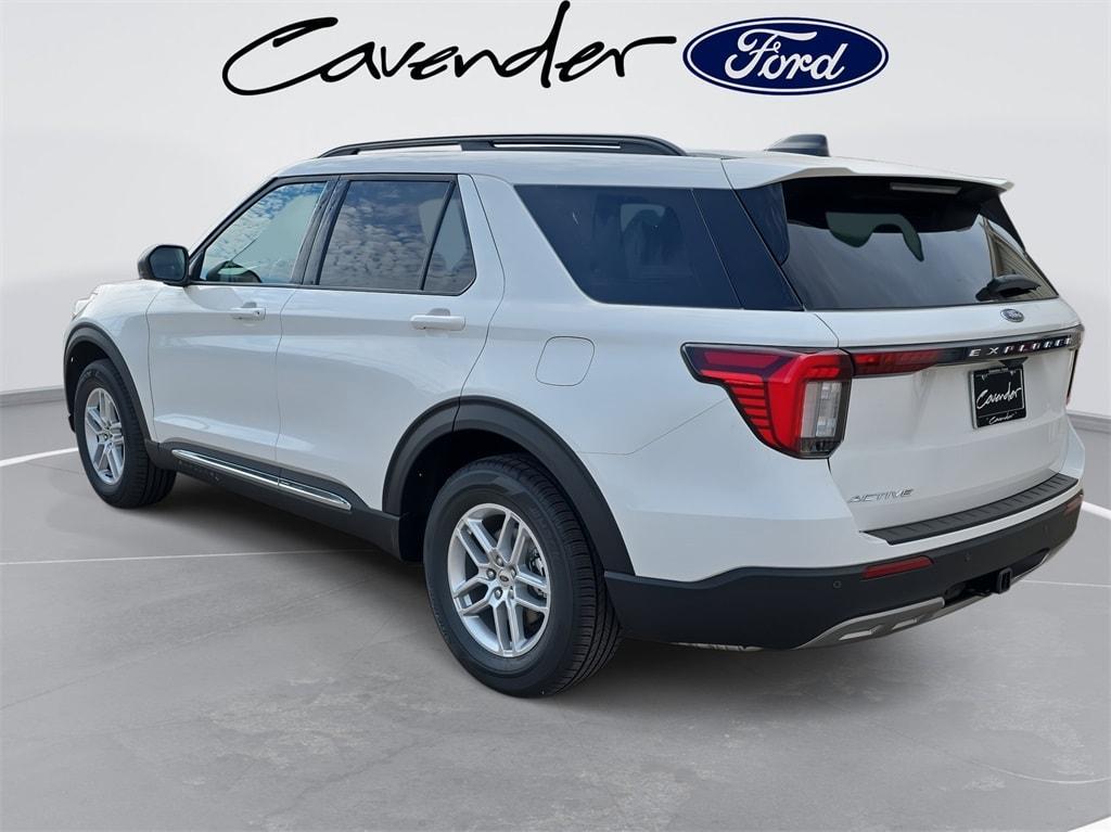 new 2025 Ford Explorer car, priced at $41,336