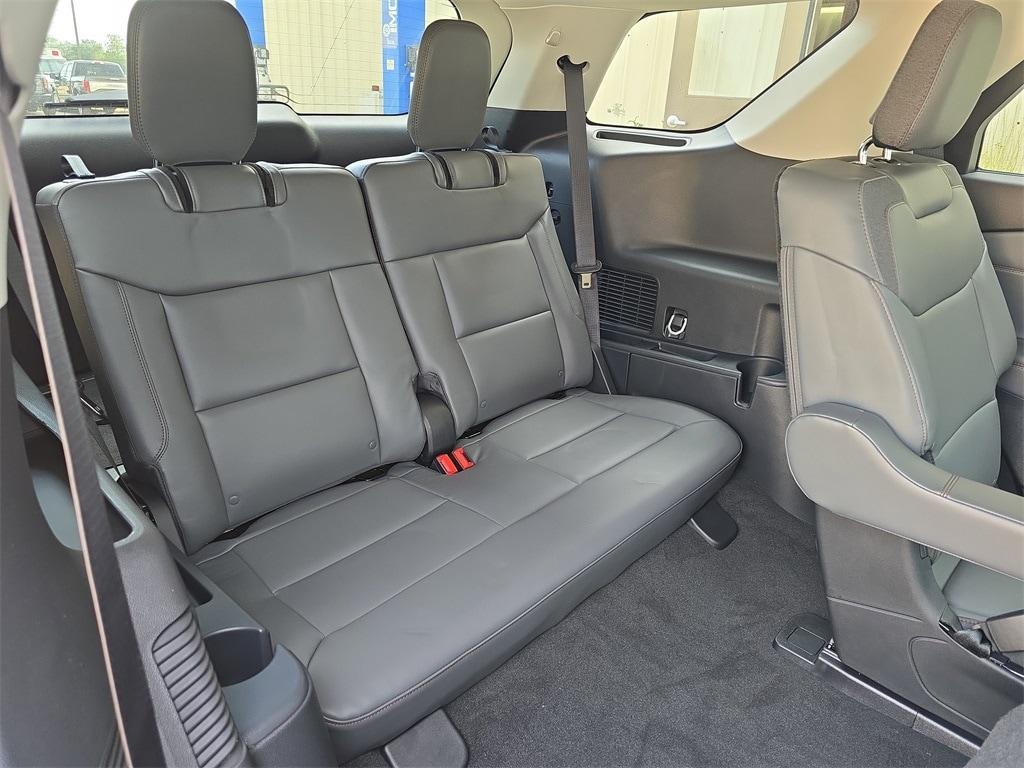 new 2025 Ford Explorer car, priced at $41,336