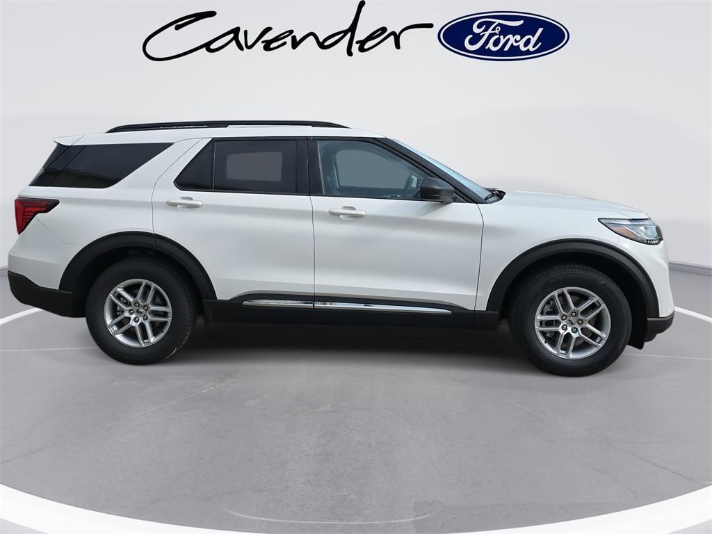 new 2025 Ford Explorer car, priced at $41,336