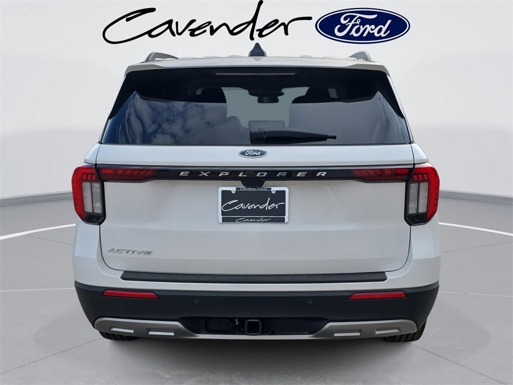 new 2025 Ford Explorer car, priced at $41,336