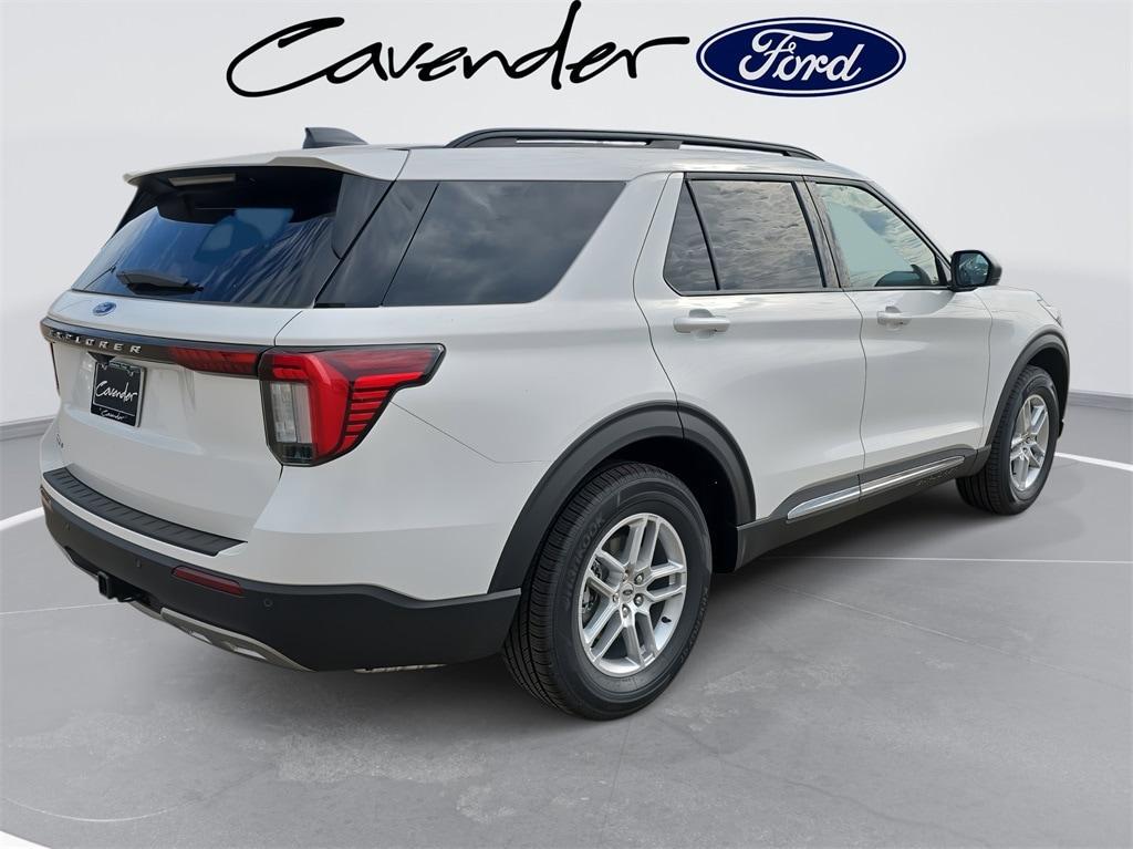 new 2025 Ford Explorer car, priced at $41,336