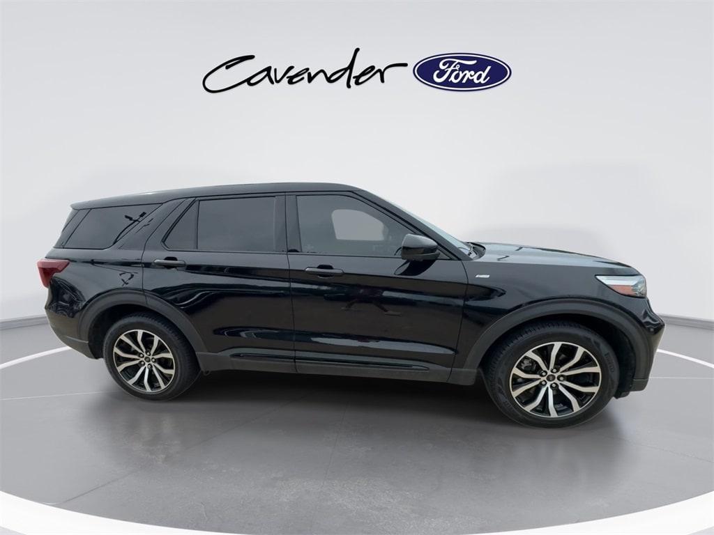 used 2022 Ford Explorer car, priced at $30,891