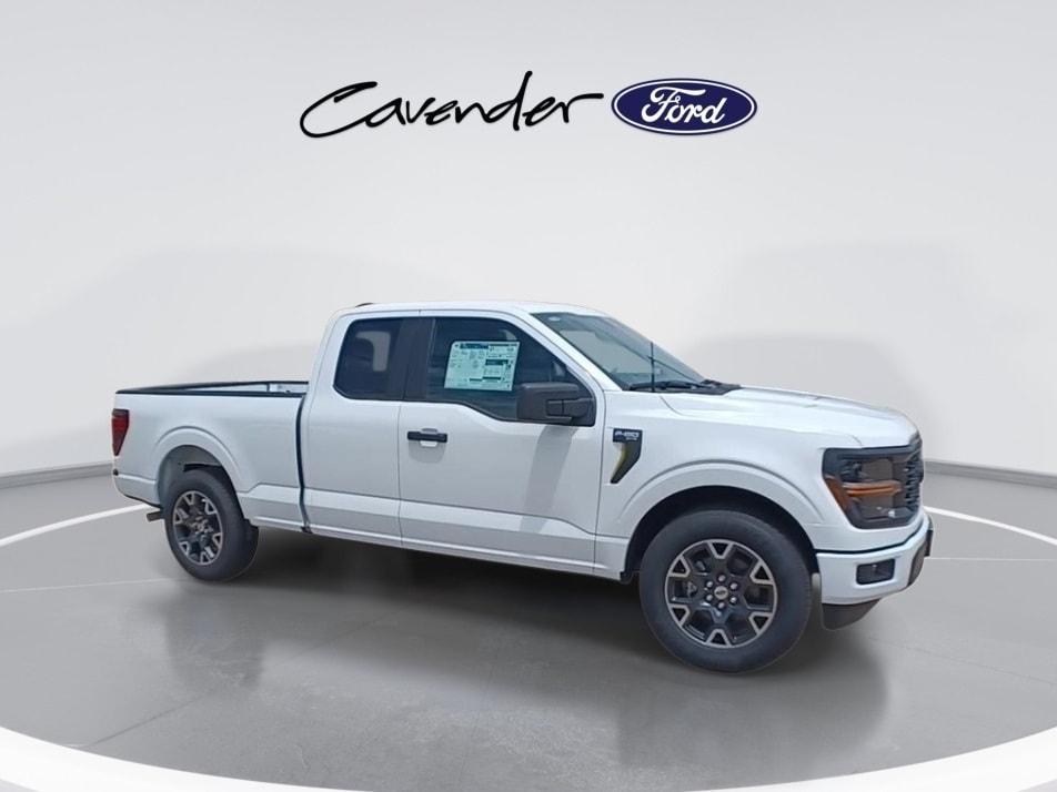 new 2025 Ford F-150 car, priced at $41,051
